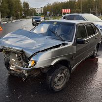 ВАЗ (LADA) 2114 Samara 1.6 MT, 2010, битый, 89 000 км, с пробегом, цена 65 000 руб.