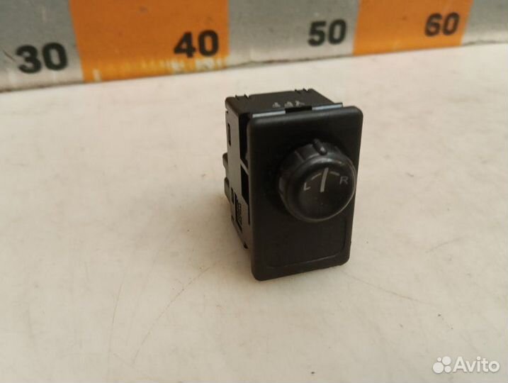 Блок управления зеркалами Nissan Almera N16 1.8