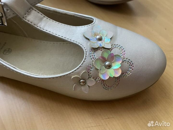 Туфли для девочки 32
