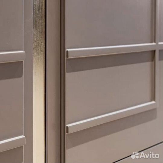 Шкаф распашной под заказ