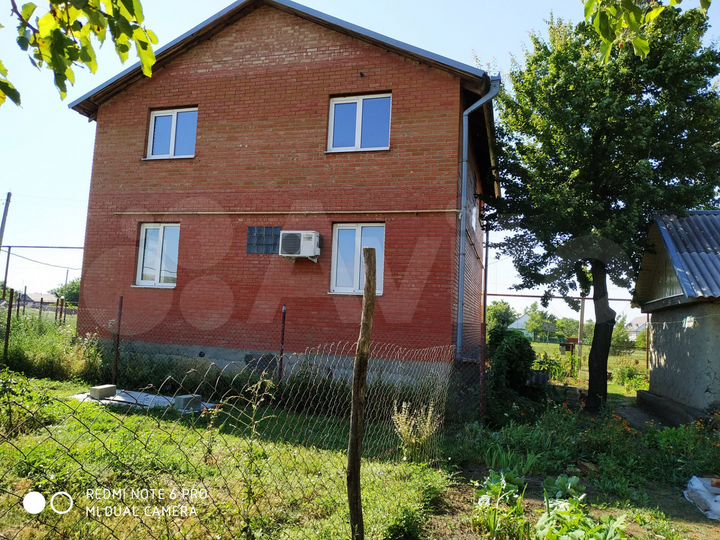 Дом 183,4 м² на участке 5 сот.