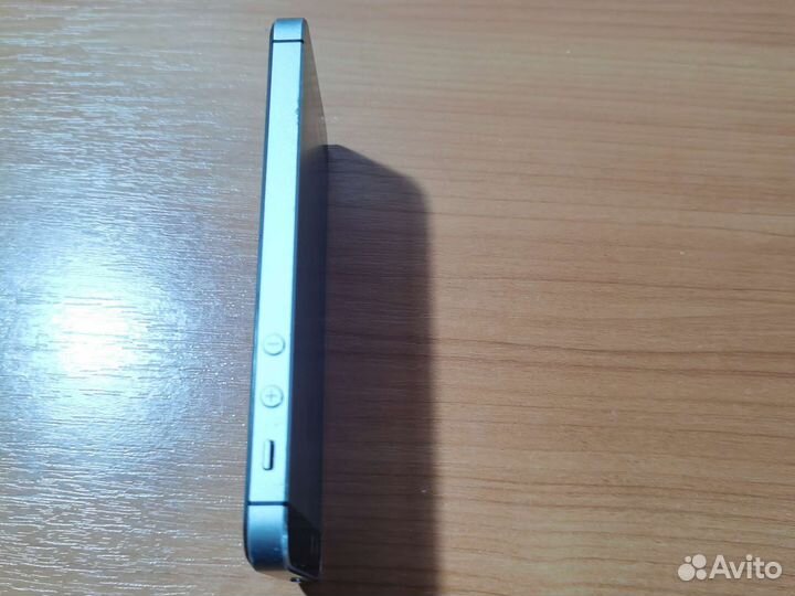 iPhone 5S, 16 ГБ