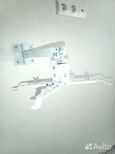 Кронштейн для проектора, телевизора