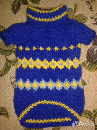 Вязанная одежда для собак мелких пород