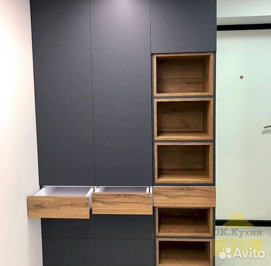 Шкаф двухстворчатый