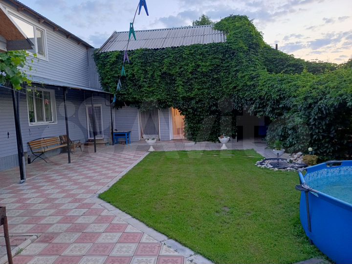 Комната 20 м² в 3-к., 1/2 эт.