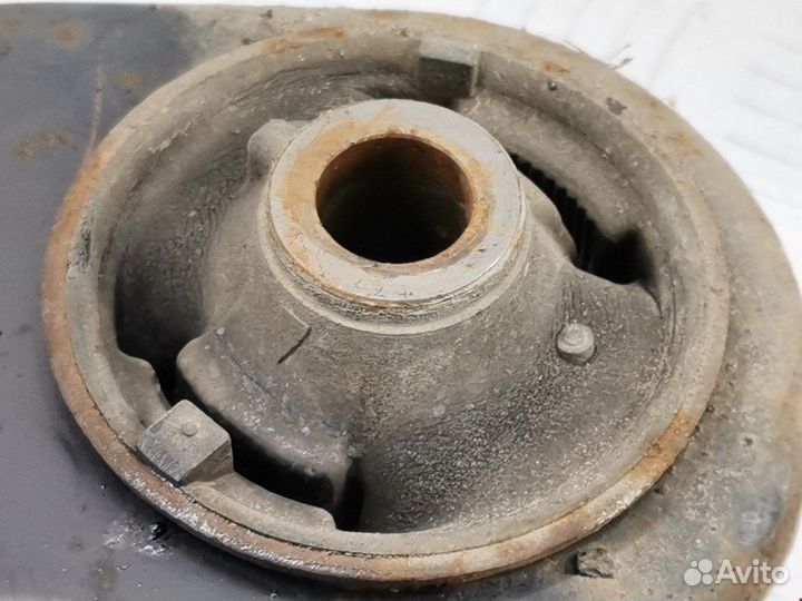 Рычаг передний правый для Toyota Prius 3 (XW30)