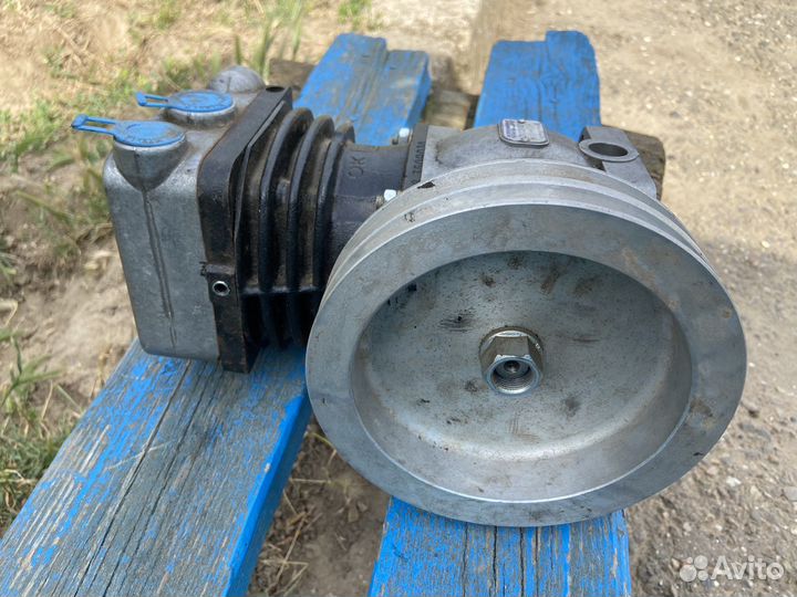 Компрессор на паз