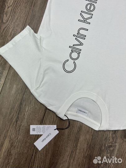 Футболка мужская Calvin Klein белая