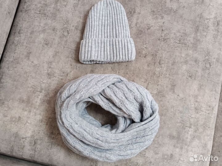 Шапка и снуд вязаные