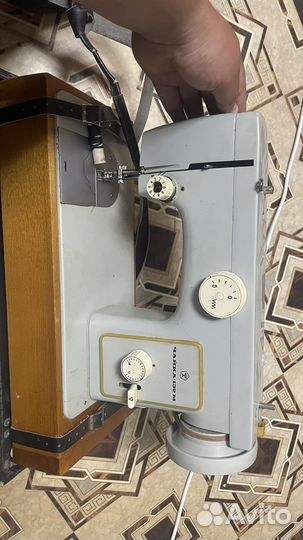 Швейная машинка Чайка 132м