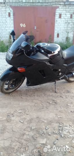 Кавасаки zx-11c3