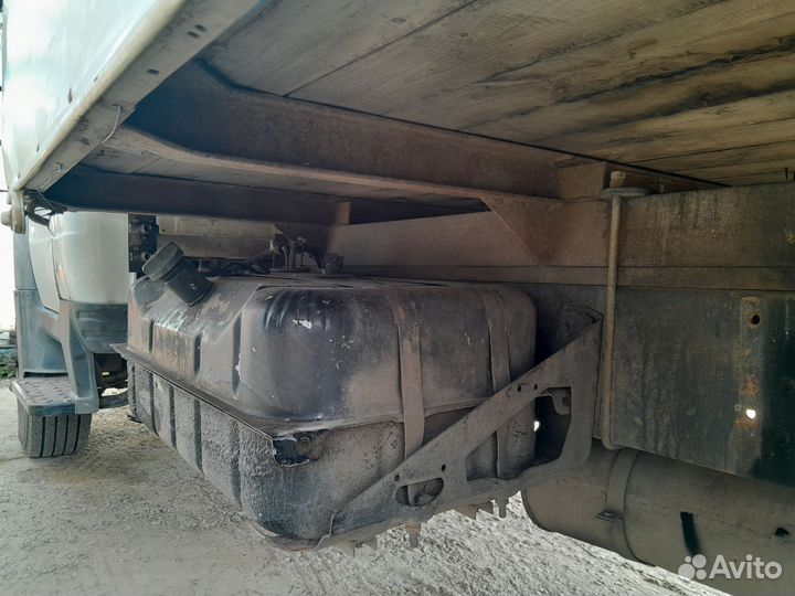 Фургон скотовоз на газон,валдай,исузу