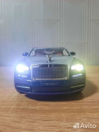 Модель автомобиля Rolls-Royce Dawn