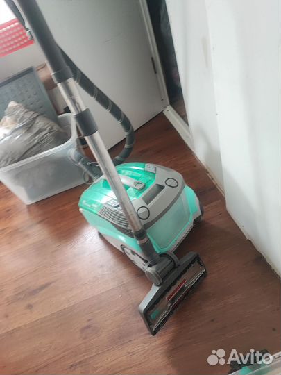 Моющий пылесос Tomas