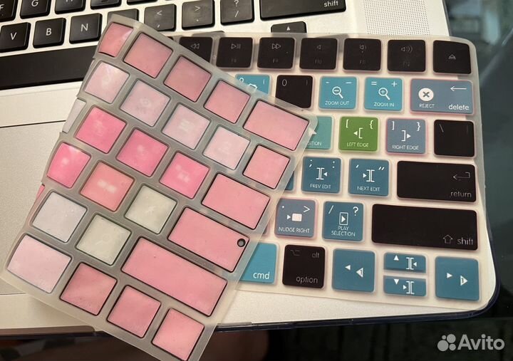 Продам клавиатуру для macbook