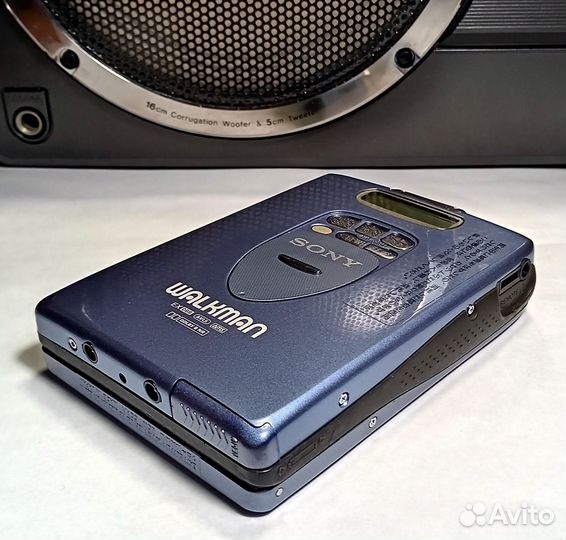 Кассетный плеер Sony Walkman wm-fx2