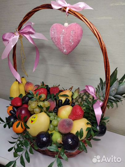 Фруктовая корзина супер подарок