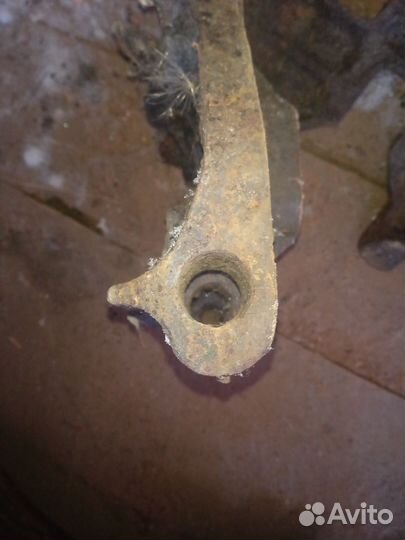 Запчасти на трактор