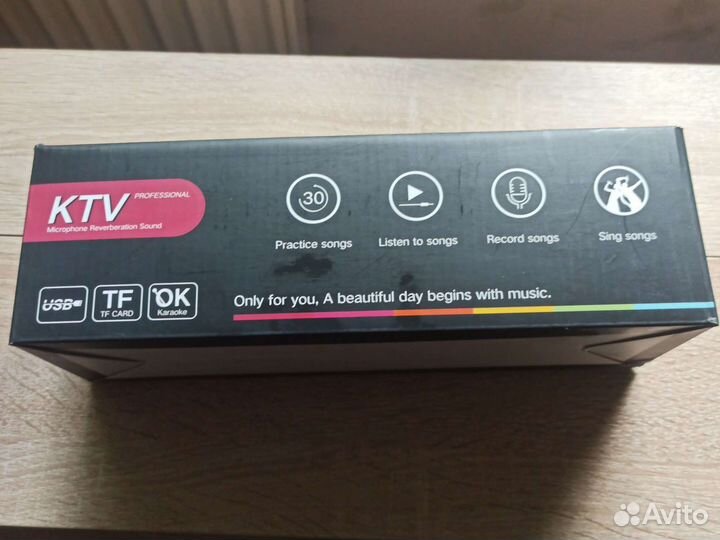 Караоке микрофон м6