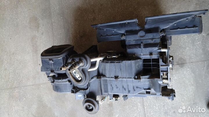 Б/У Б/У Корпус отопителя в сборе NAV nissan Navara