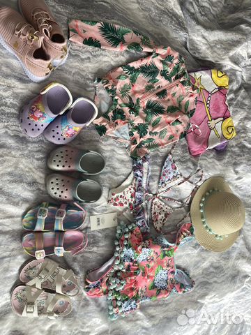 Tommy Hilfiger купальник 7лет