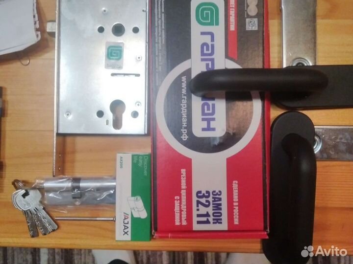 Дверной замок, ручки дверные, личинки замков