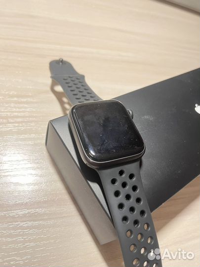 Apple watch se nike 44mm 2020