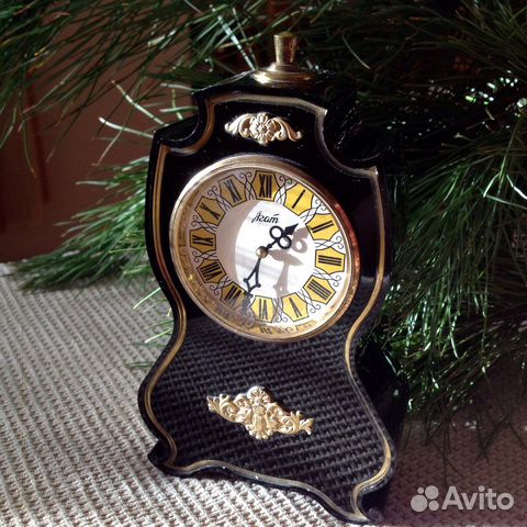 Часы советские