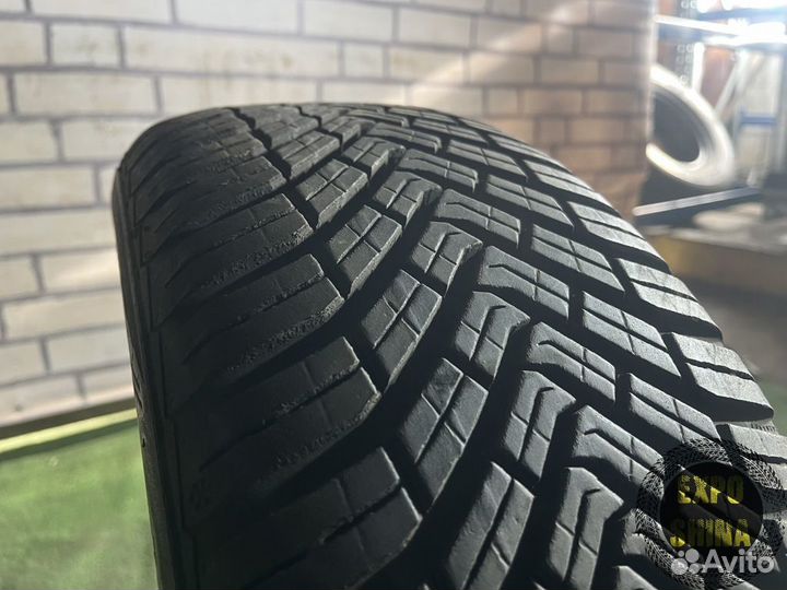 Goodyear Vector 4Seasons 195/55 R16 87H