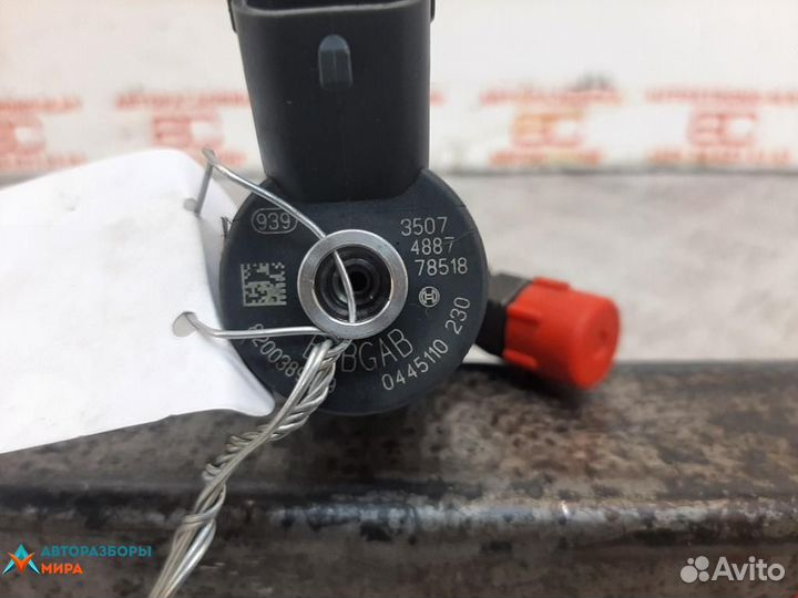 Форсунка Renault Scenic 2 рест. 2007 8200389369