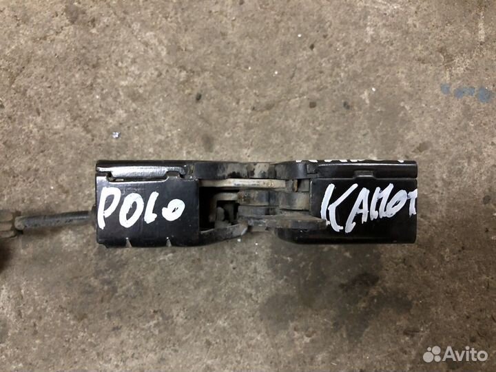 Замок капота (Volkswagen Polo)