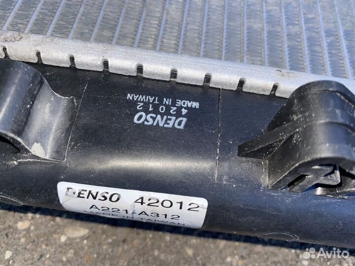 Радиатор охлаждения Mitsubishi Outlander XL Outlan