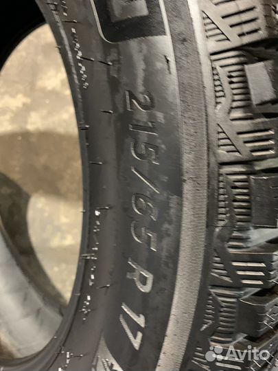 Michelin X-Ice North 4 215/65 R17 103T