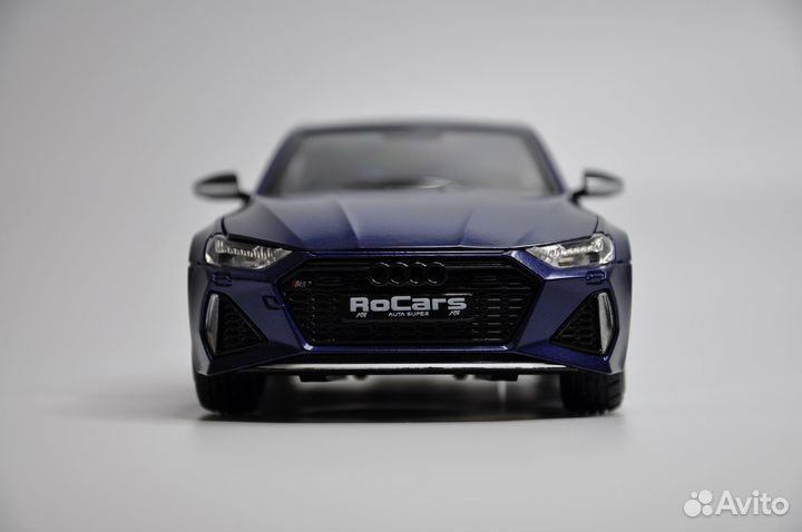 Модель автомобиля Audi RS7 Sportback металл