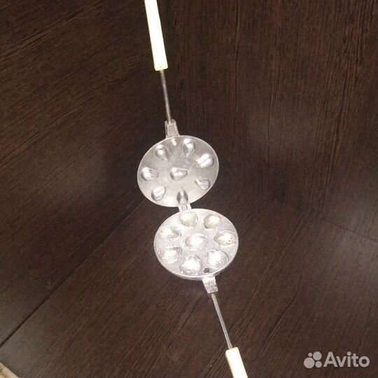 Орешница советская чугунная