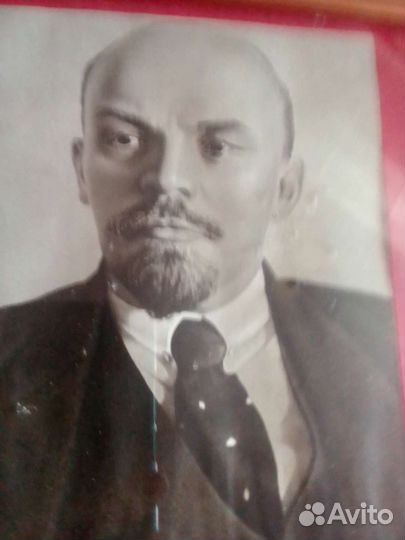 Портрет В.И.Ленина в рамке