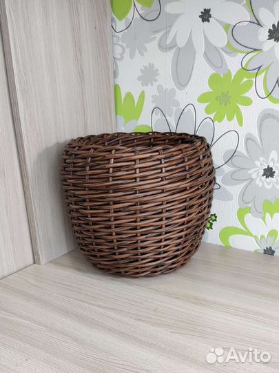 Кашпо из ротанга