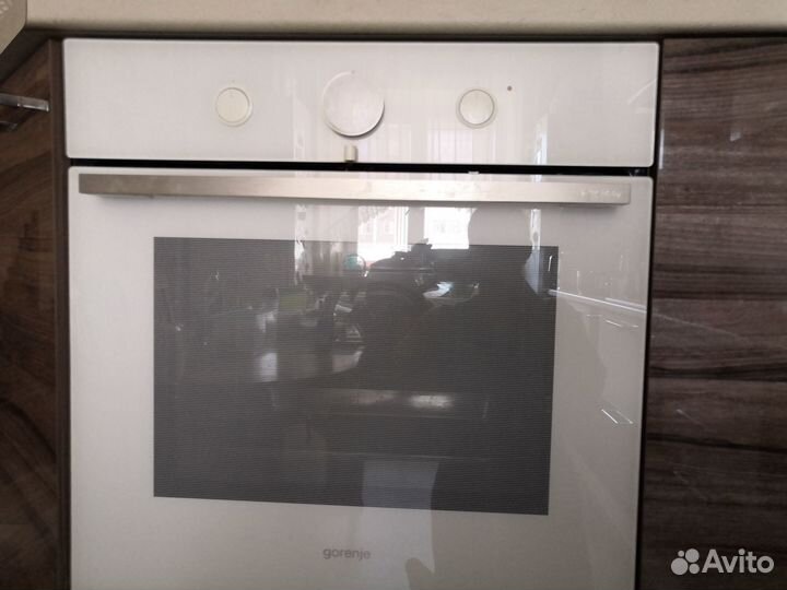 Электрическая встраиваемая духовка