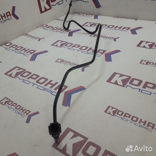 Трубка топливная