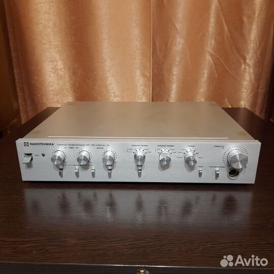 Предварительный усилитель Радиотехника уп 001