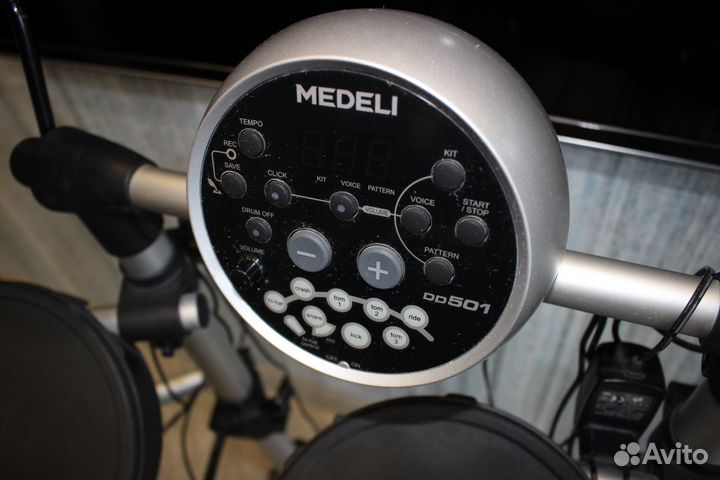 Электронная ударная установка Medeli DD501