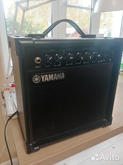 Комбоусилитель Yamaha GA15ll