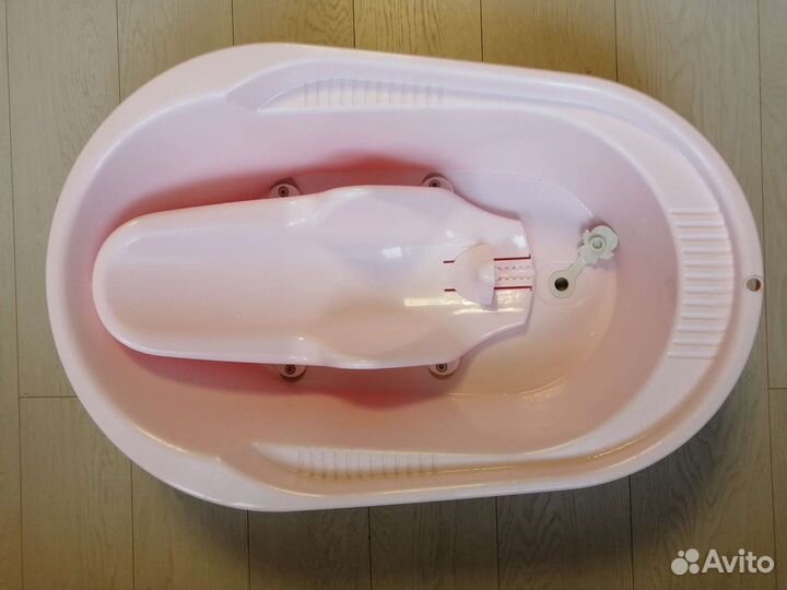Ванночка для купания с горкой