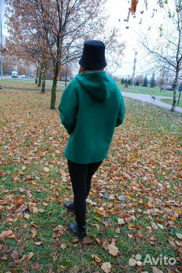 Панама из драпа черная, изумрудная