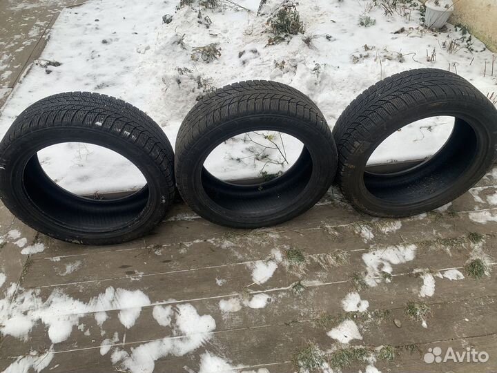 Triangle PL01 235/45 R18 98