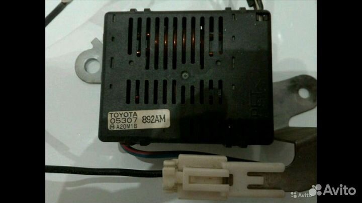 Блок обогреа заднего стекла Тойота Марк-2