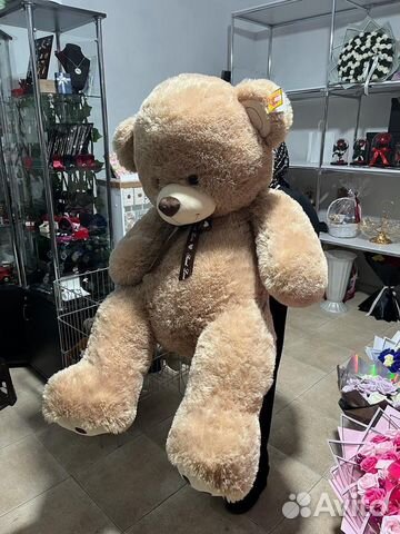 Плюшевый медведь большой