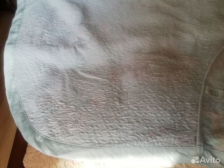 Покрывало Merelli Италия. 2,6 х 2,6 м