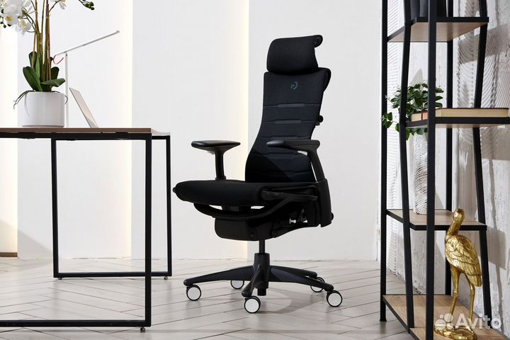 Офисное кресло Herman Miller Embody